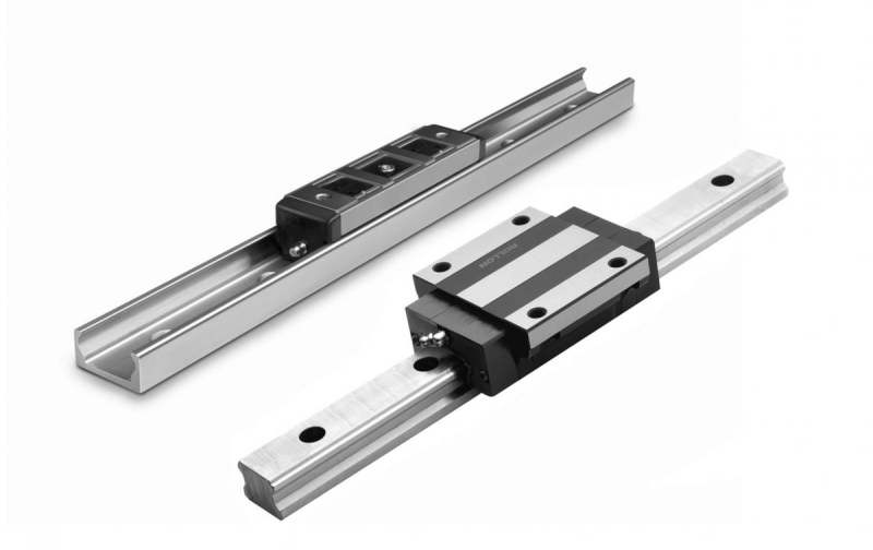 Подшипники линейного перемещения и направляющие